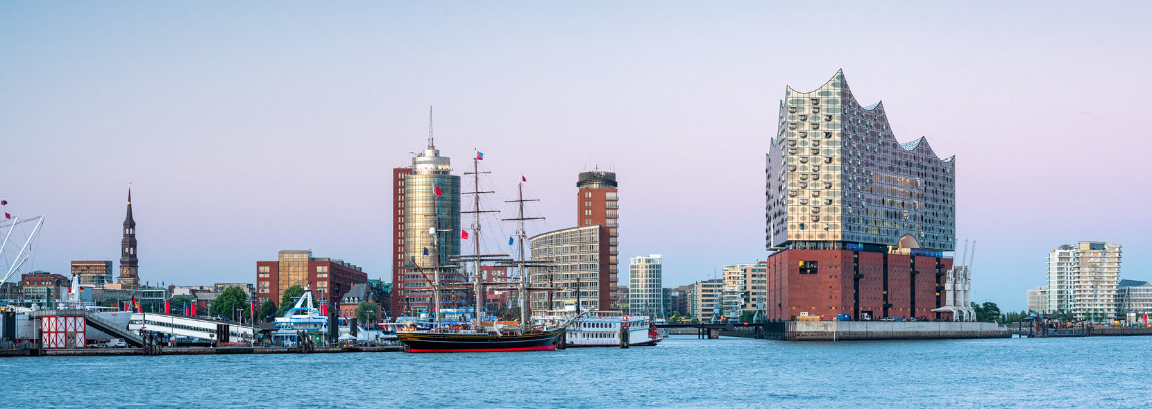 Titelbild Über uns Kontakt