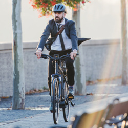 Bild Mann auf Fahrrad