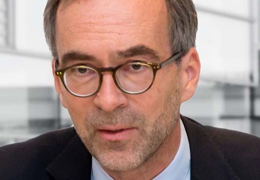 Prof. Dr. Jens Poll mit HG